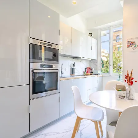 2p Au Cœur De * Nice