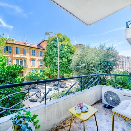 2p Au Cœur De Appartement